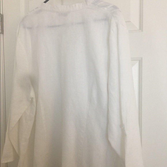 White Blouse - Picture 4 of 5